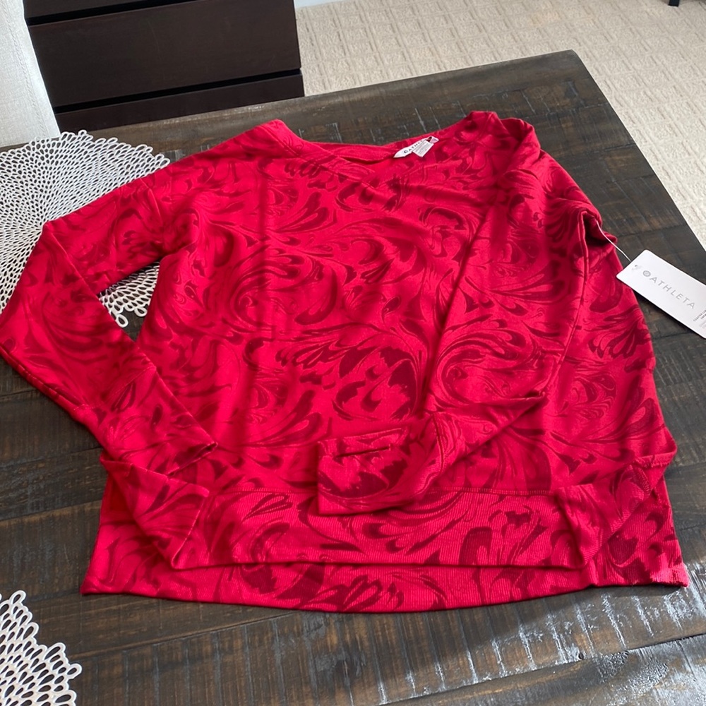 🔥NWT Red Athleta Luxe V-Neck Sweatshirt!